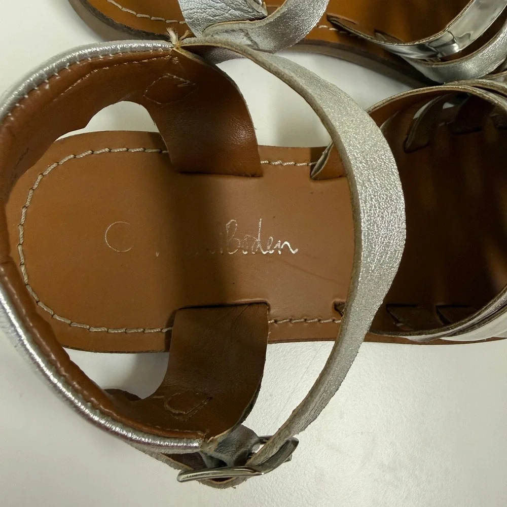 Mini Boden Kids Metallic Silver Strappy Sandals Size 32 Caged Buckle Ankle Strap